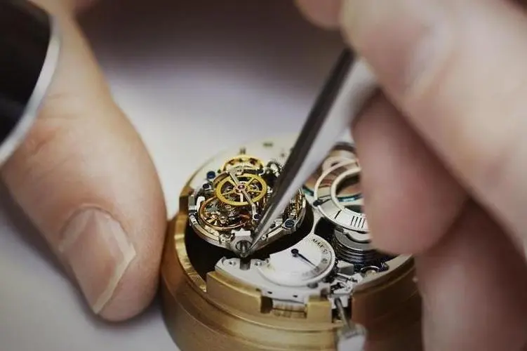 长春劳力士官方维修中心电话